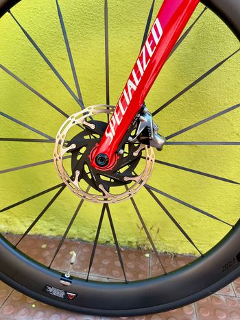 Specialized Tarmac SRAM Red eTap AXS 2024 Road & Gravel d'occasion — image 8 sur 10