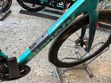 Used Bianchi Infinito PRO 2026 2026 Road & Gravel, Green — image 4 of 5