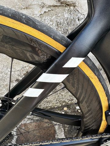 Gebrauchtes Canyon Aeroad CFR Disc eTap 2021 2021 Road & Gravel, Schwarz — Bild 10 von 12