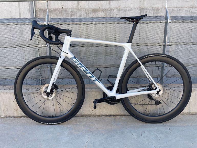 Käytetty Giant Tcr Shimano 105 Di2 2018 Road & Gravel — kuva 2 / 13