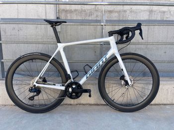 Použité Giant Tcr Shimano 105 Di2 2018 Road & Gravel