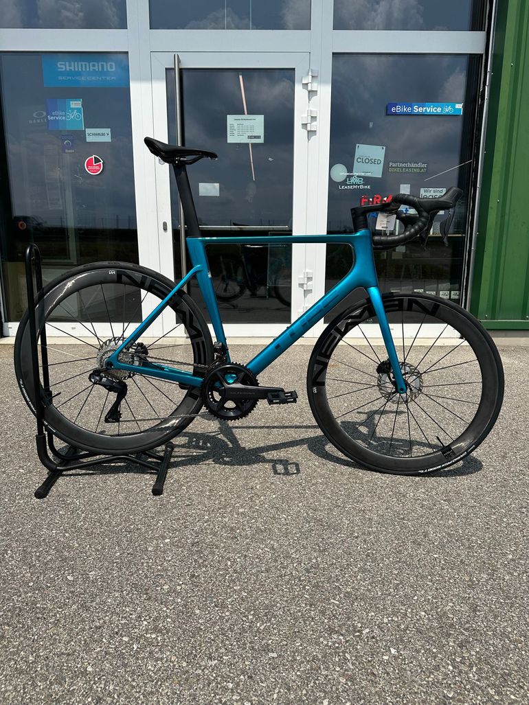 Used CUBE LITENING AIR C:68X SLX 2024 2024 Road & Gravel, Blue — image 1 of 4