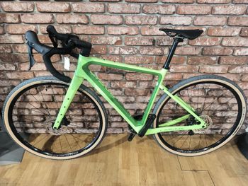 Adris Custom Shimano GRX 2024 Road & Gravel d'occasion — image 2 sur 5