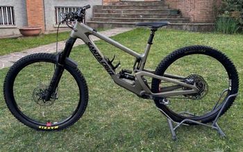 Used Santa Cruz MEGATOWER S / Carbon C 2023 2023 Mountainbike, Black, 29 — image 2 of 3