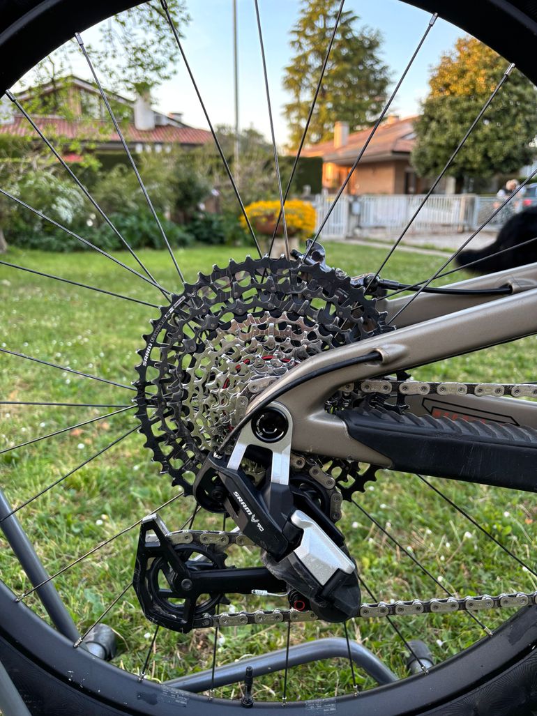 Used Santa Cruz MEGATOWER S / Carbon C 2023 2023 Mountainbike, Black, 29 — image 3 of 3