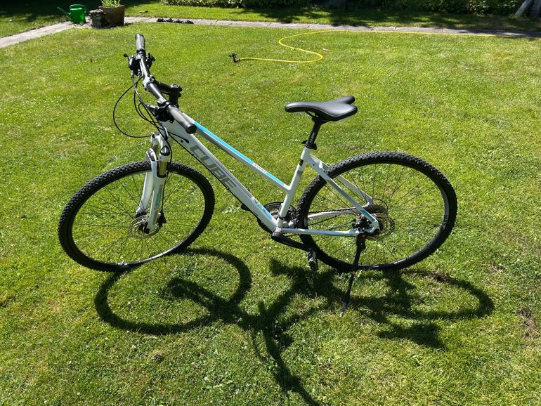 Tweedehands CUBE ACCESS WS PRO 2022 2022 Mountainbike — afbeelding 1 van 6