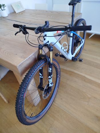 Použité CUBE ELITE C:68X SLX 2023 2023 Mountainbike — obrázek 7 z 9