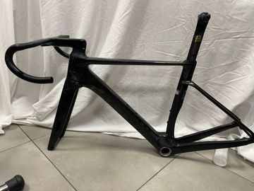 Used Factor OSTRO VAM - Frameset Premium 2025 Frameset 2025 Road & Gravel, Black — image 6 of 12