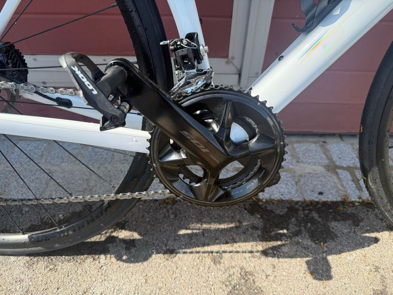 Used Trek Madone SL 5 Gen 8 2026 2026 Road & Gravel, White — image 2 of 10