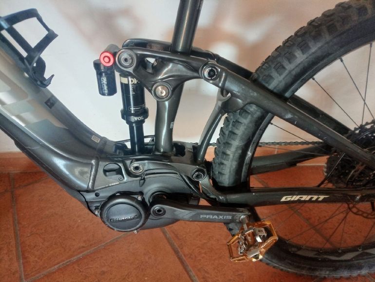 Used Giant Reign E+ 2 Pro Electric Bike 2020 2020 Mountainbike, Light Gray, 27.5 — image 6 of 6