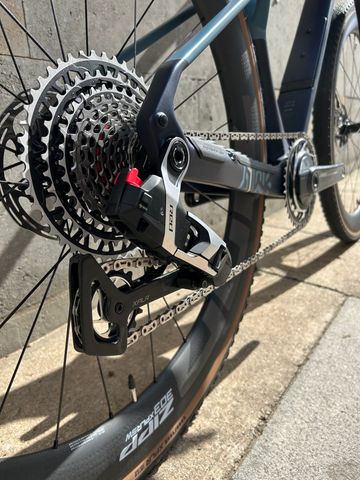 Used Mondraker Custom SRAM Red eTap AXS 2025 Road & Gravel, Blue — image 11 of 13