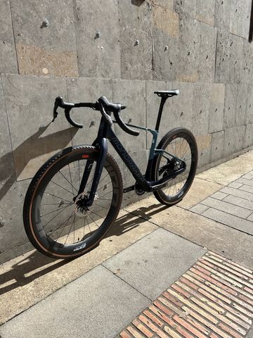 Used Mondraker Custom SRAM Red eTap AXS 2025 Road & Gravel, Blue — image 12 of 13