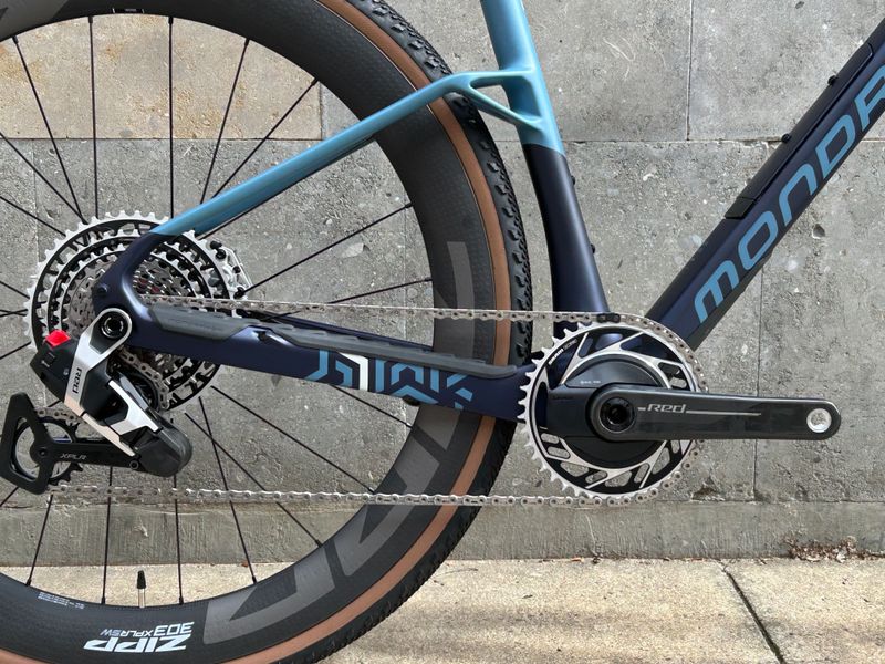 Used Mondraker Custom SRAM Red eTap AXS 2025 Road & Gravel, Blue — image 2 of 13