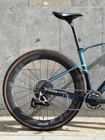 Used Mondraker Custom SRAM Red eTap AXS 2025 Road & Gravel, Blue — image 3 of 13
