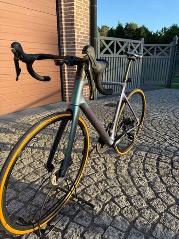 Käytetty Scott Addict RC 30 2021 2021 Road & Gravel — kuva 4 / 6