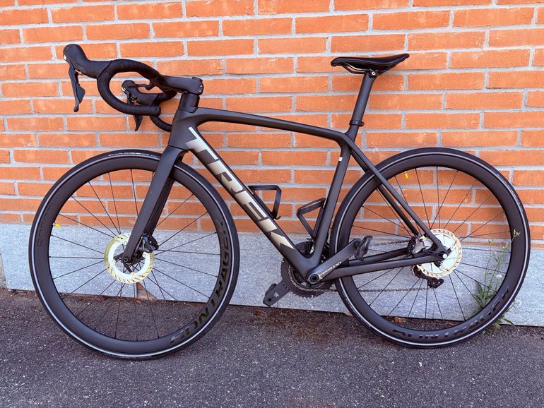 Trek Emonda Slr 6 2021 Custom Shimano Ultegra 2021 Road & Gravel d'occasion — image 2 sur 8