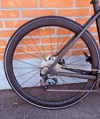 Trek Emonda Slr 6 2021 Custom Shimano Ultegra 2021 Road & Gravel d'occasion — image 3 sur 8