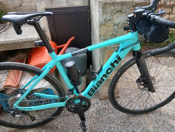 Used Bianchi e-Impulso Road - Ultegra 2022 2022 Road & Gravel, Blue — image 10 of 11