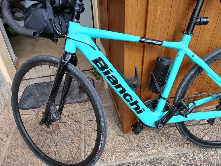 Used Bianchi e-Impulso Road - Ultegra 2022 2022 Road & Gravel, Blue — image 7 of 11