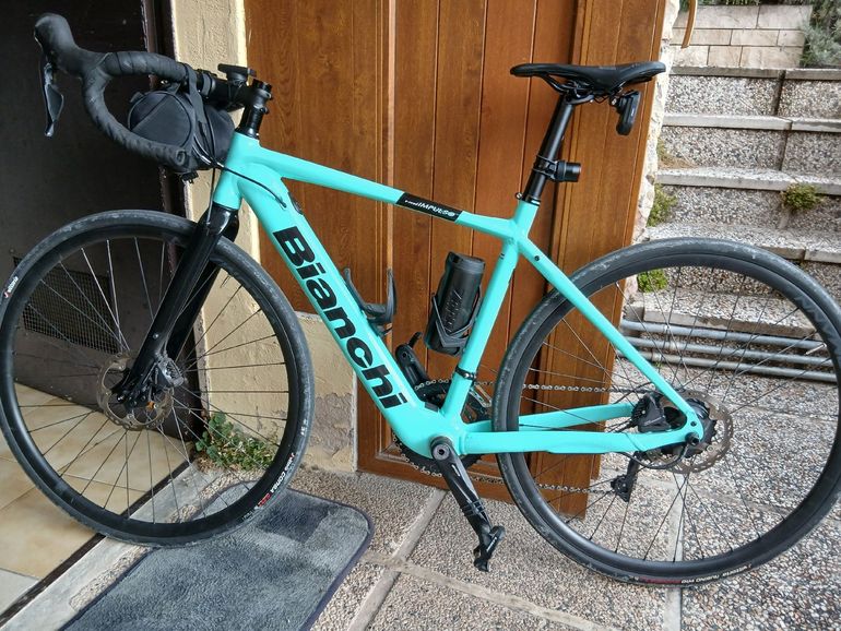 Used Bianchi e-Impulso Road - Ultegra 2022 2022 Road & Gravel, Blue — image 2 of 11