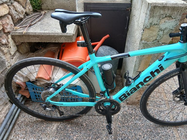 Used Bianchi e-Impulso Road - Ultegra 2022 2022 Road & Gravel, Blue — image 9 of 11