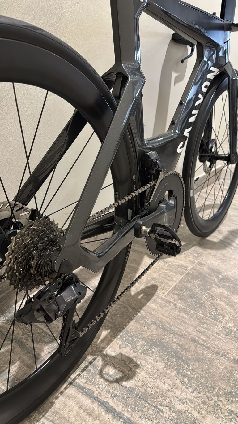 Used Canyon Speedmax CF SLX 8 Di2 2024 2024 Road & Gravel, Light Gray — image 5 of 6
