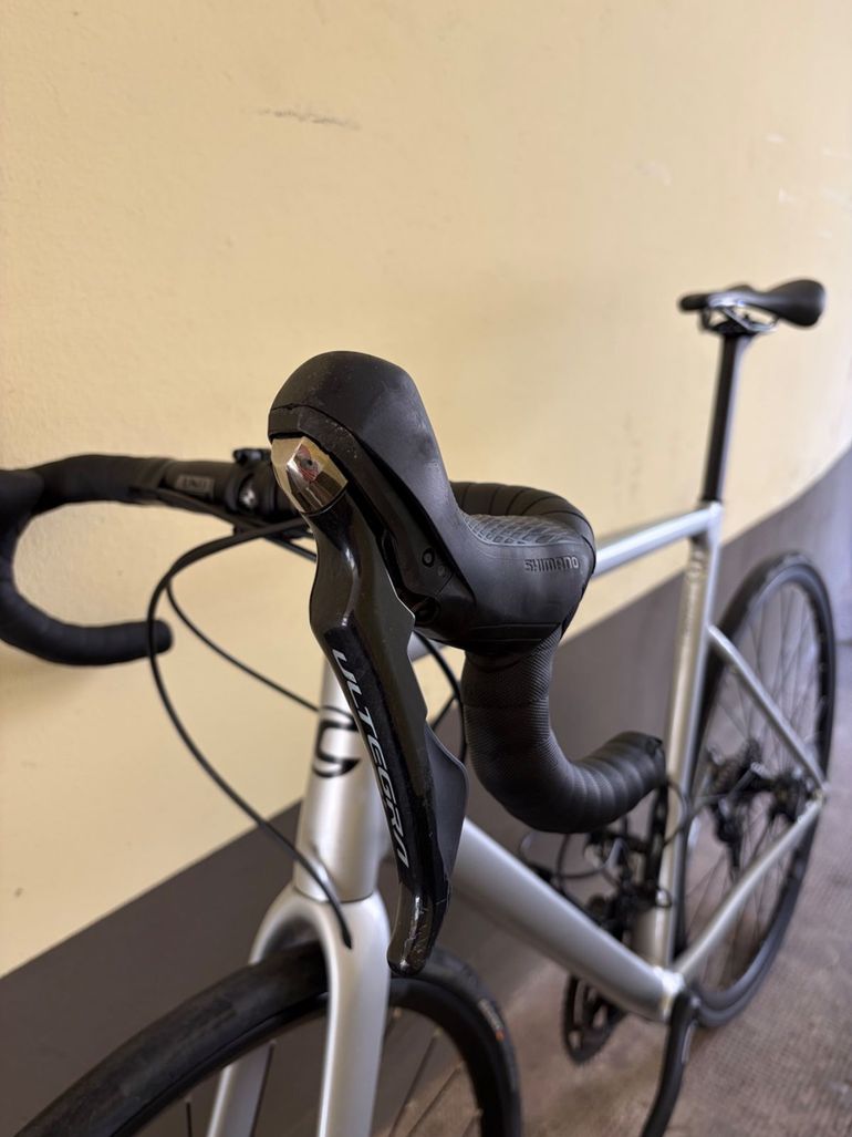 Used Cannondale CAAD 13, Ultegra, Size 58, Silver, 2021 2021 Road & Gravel, Light Gray — image 4 of 14