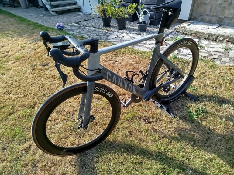 Použité Canyon Aeroad CF SL 8 2023 2023 Road & Gravel — obrázek 2 z 5