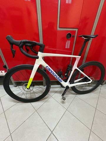 Cannondale SuperSix EVO SRAM Force eTap AXS 2025 Road & Gravel usato