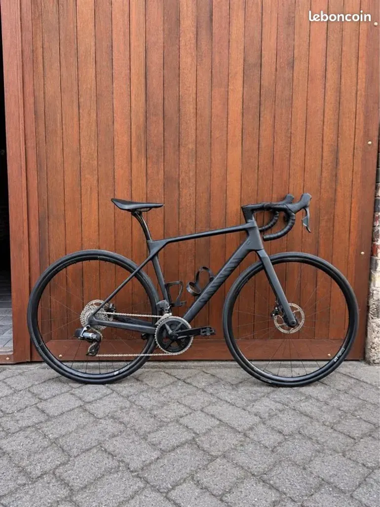 Used Canyon Endurace CF 7 AXS 2024 2024 Road & Gravel, Black — image 1 of 8
