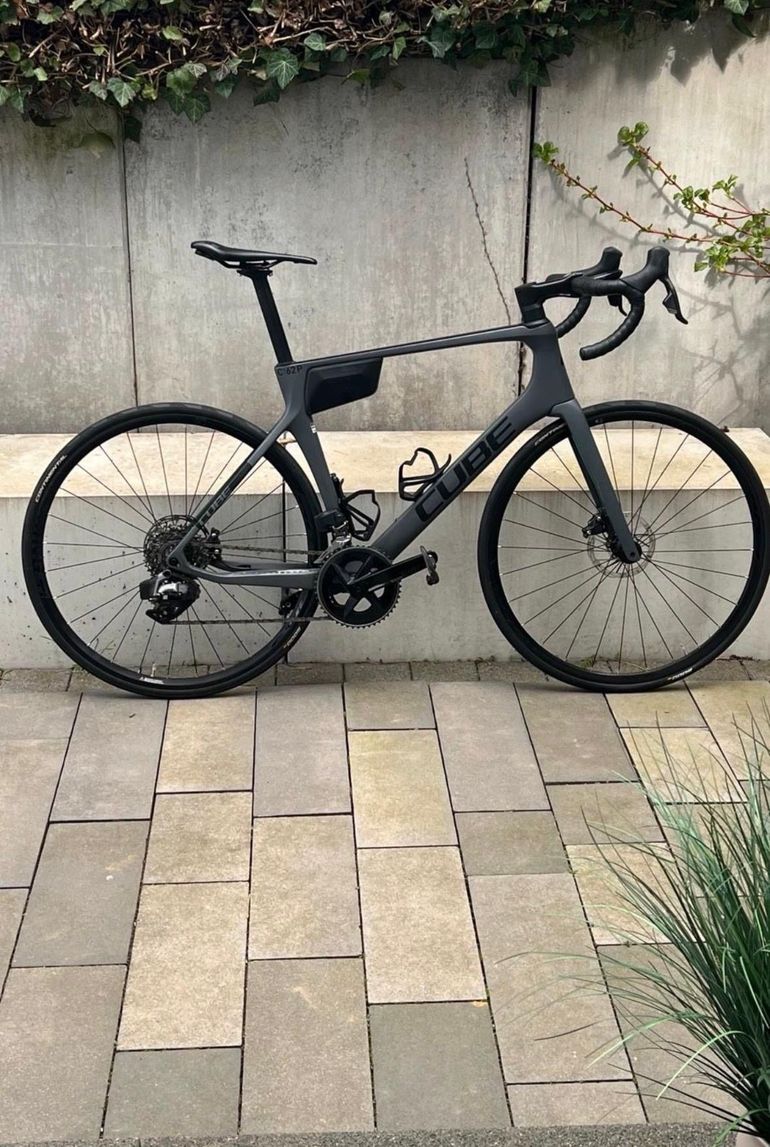 CUBE AGREE C:62, PRO 2022 2022 Road & Gravel d'occasion — image 1 sur 4