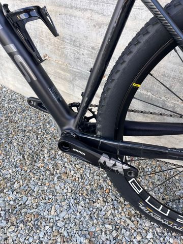 Gebrauchtes Focus RAVEN 8.6 2020 2020 Mountainbike, Schwarz, 29 — Bild 7 von 12