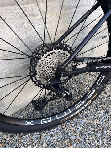 Gebrauchtes Focus RAVEN 8.6 2020 2020 Mountainbike, Schwarz, 29 — Bild 6 von 12
