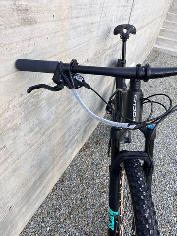 Gebrauchtes Focus RAVEN 8.6 2020 2020 Mountainbike, Schwarz, 29 — Bild 11 von 12