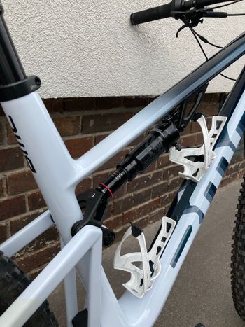 BMC Fourstroke THREE 2024 2024 Mountainbike d'occasion — image 4 sur 9