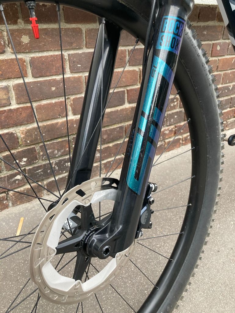 BMC Fourstroke THREE 2024 2024 Mountainbike d'occasion — image 7 sur 9