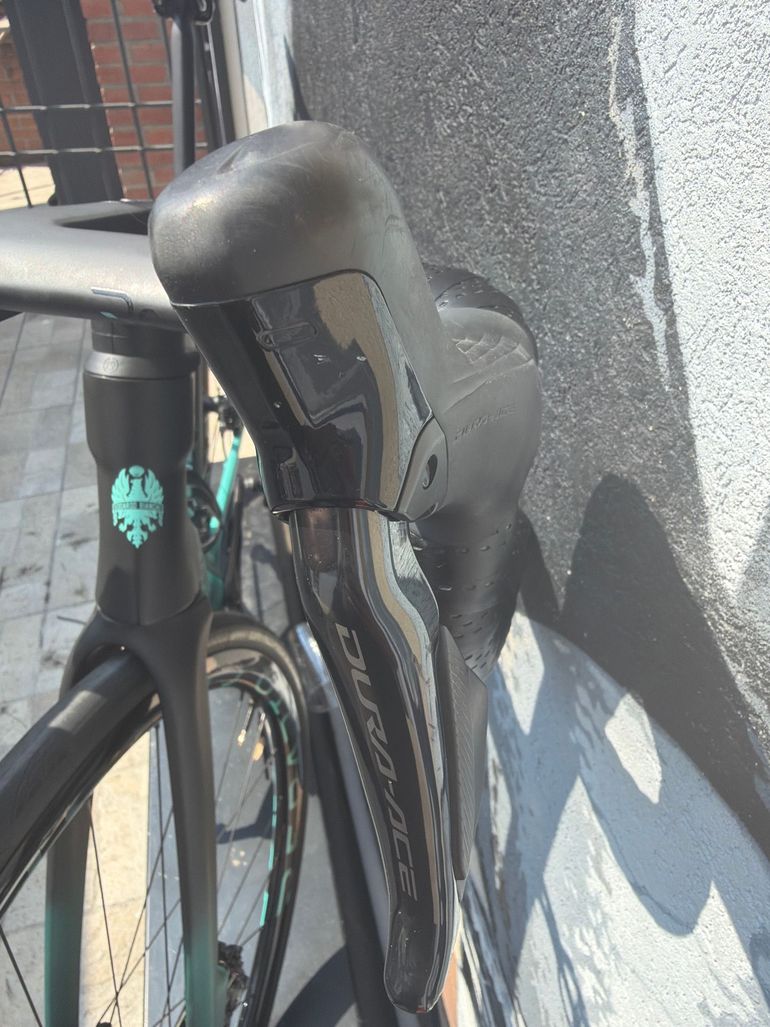 Used Bianchi Specialissima RC Durace Di2 2025 2025 Road & Gravel, Black — image 8 of 9