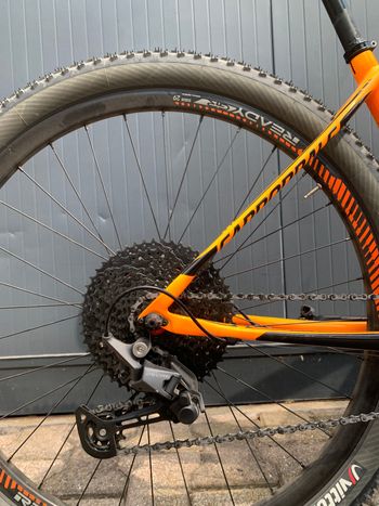 Używany Cannondale F-Si Carbon 3 2021 2021 Mountainbike — zdjęcie 2 z 10
