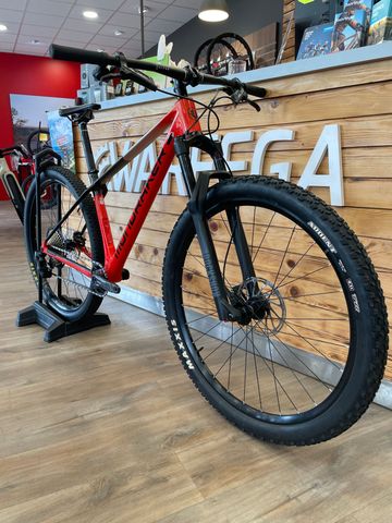 Mondraker CHRONO CARBON DC 2024 2024 Mountainbike usato, Rosso — immagine 3 di 3