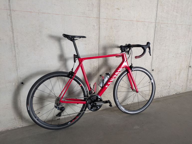 Použité Canyon Ultimate CF SL 7.0 2019 2019 Road & Gravel — obrázek 4 z 7