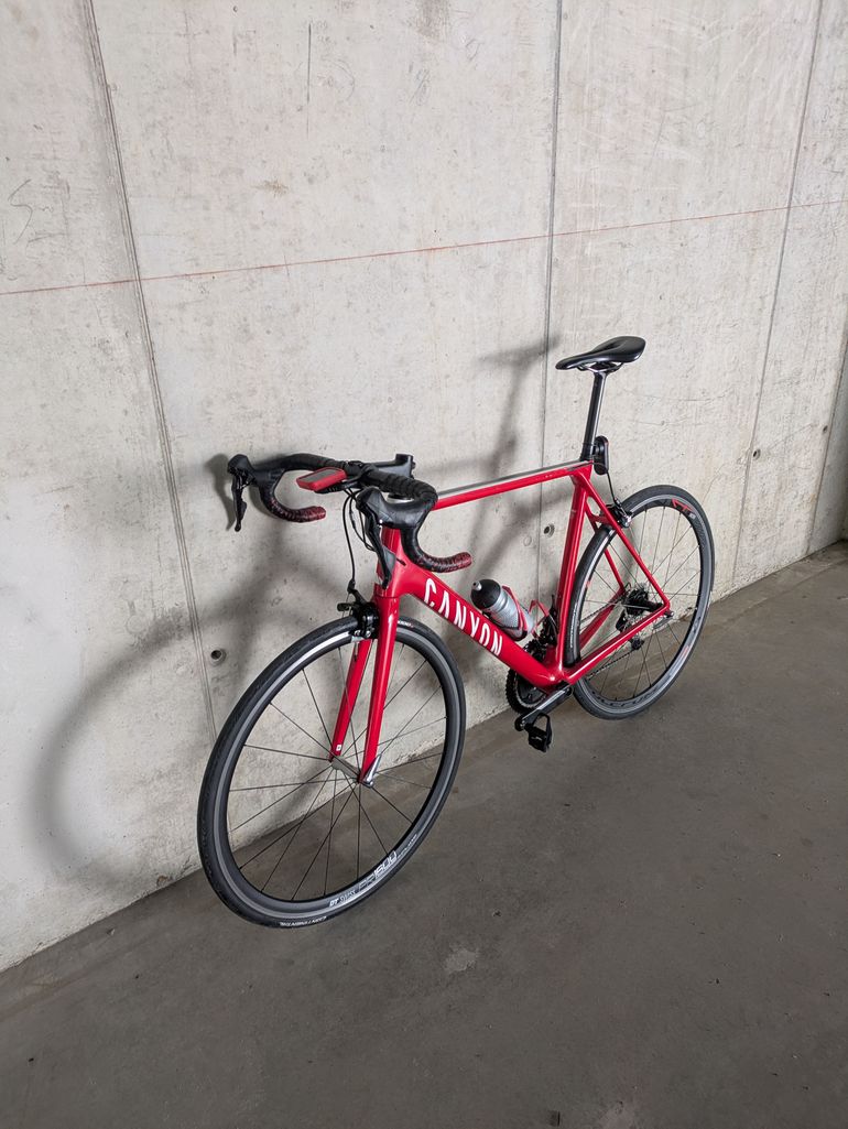 Použité Canyon Ultimate CF SL 7.0 2019 2019 Road & Gravel — obrázek 7 z 7