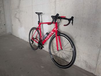 Použité Canyon Ultimate CF SL 7.0 2019 2019 Road & Gravel — obrázek 3 z 7