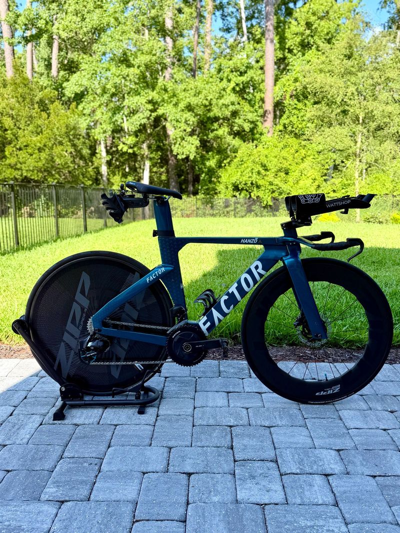 Used Factor HANZO - SRAM Red w/ Power Meter 2023 2023 Road & Gravel