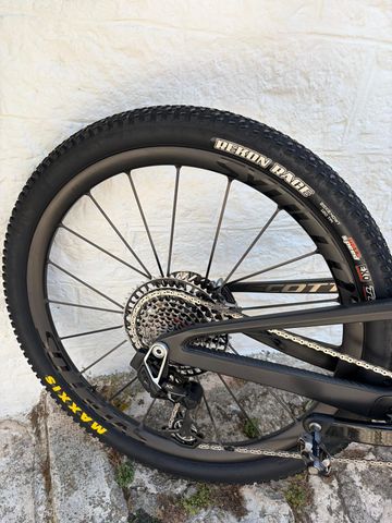 Używany Scott Spark RC SL TR 2024 2024 Mountainbike — zdjęcie 6 z 8
