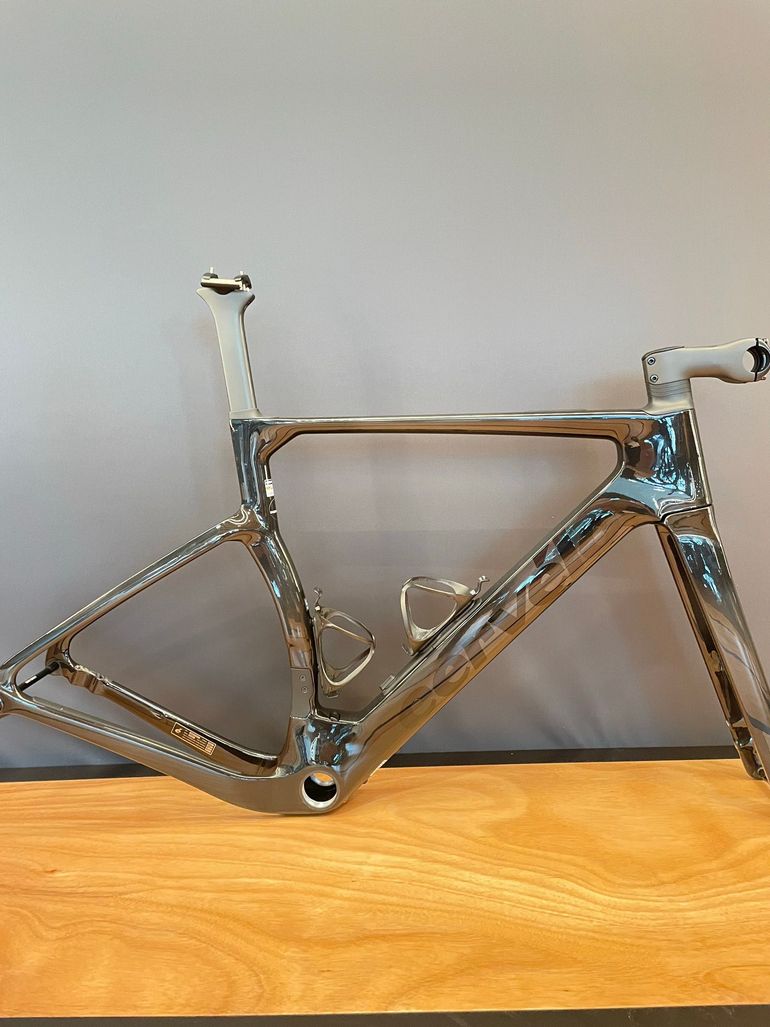 Used Cervélo Áspero-5 Frameset 2025 Road & Gravel, Black — image 1 of 15