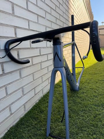 Used Aurum Magma 2022 Frameset 2022 Road & Gravel, Light Gray — image 10 of 16