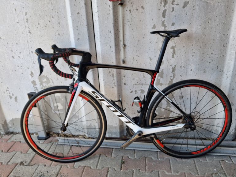 Used Scott 2016 Scott Foil 20 Aero Road Bike 2016 Road & Gravel, White — image 7 of 8