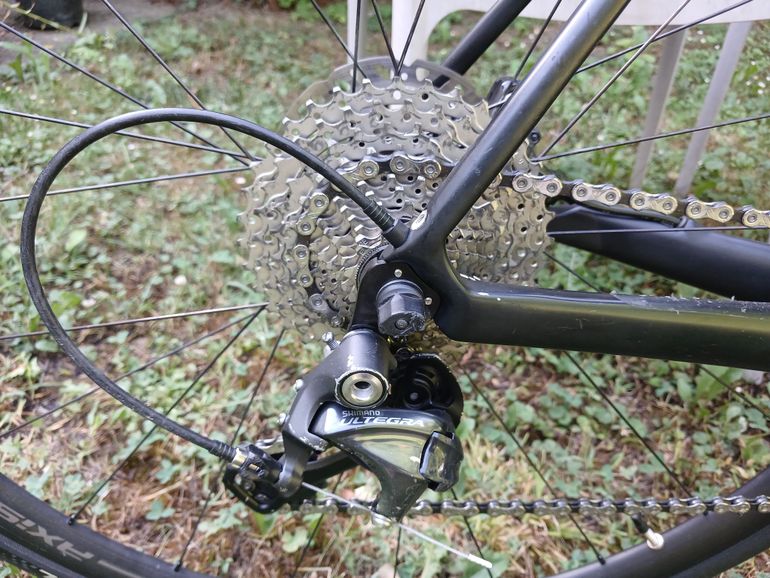 Used Specialized Roubaix SL4 Disc 2016 2016 Road & Gravel, Black — image 2 of 5