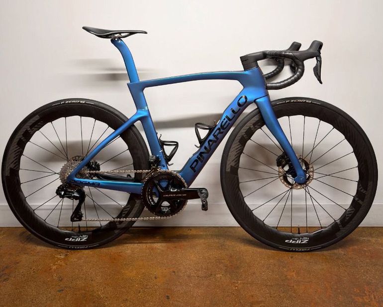 Used Pinarello DOGMA F DURA ACE Di2 2026 Frameset 2026 Road & Gravel, Blue — image 1 of 5