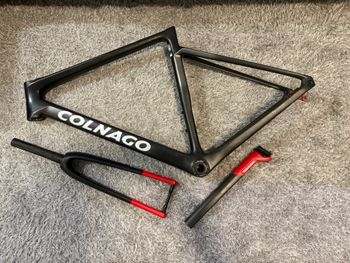 Used Colnago V4Rs Disc Ultegra Di2 8100 w/Fulcrum Racing 600 Wheels 2023 Frameset 2023 Road & Gravel, Black — image 2 of 7